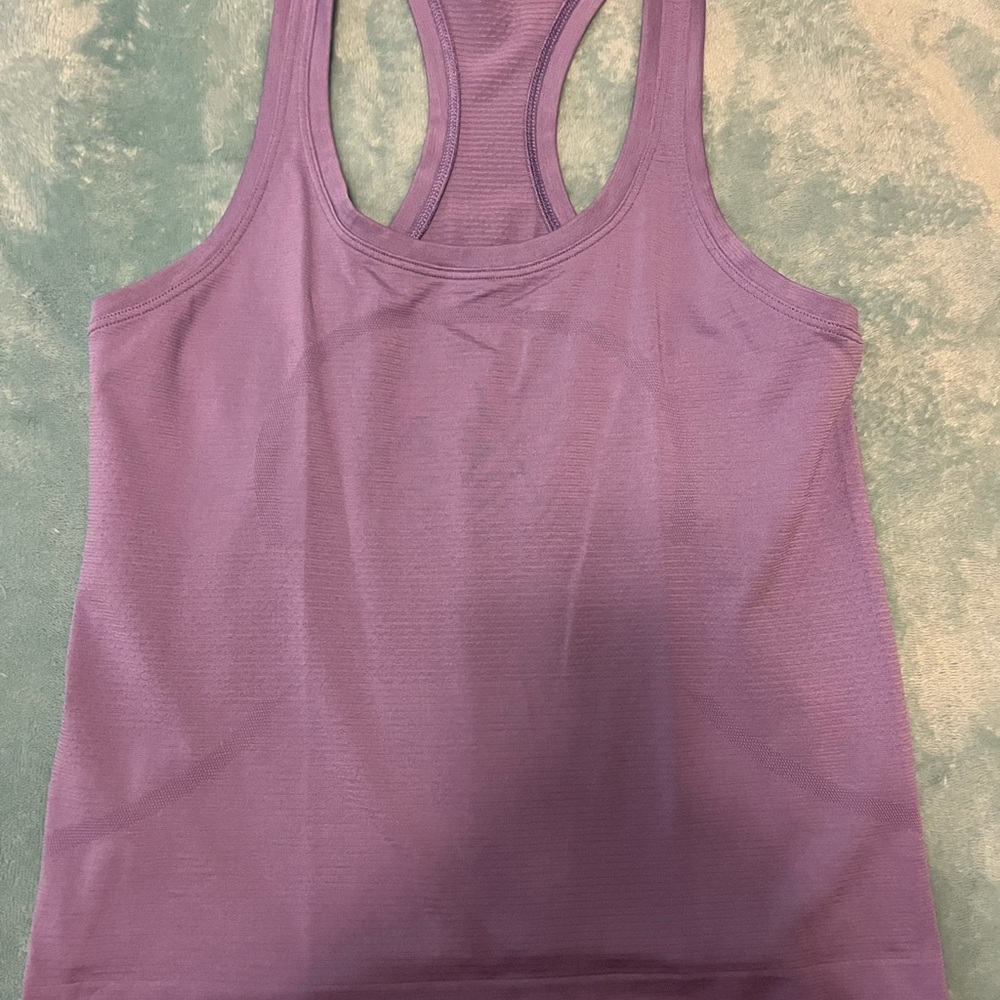 lululemon athletica Lavender Swiftly Tank Top 2.0 waist length.